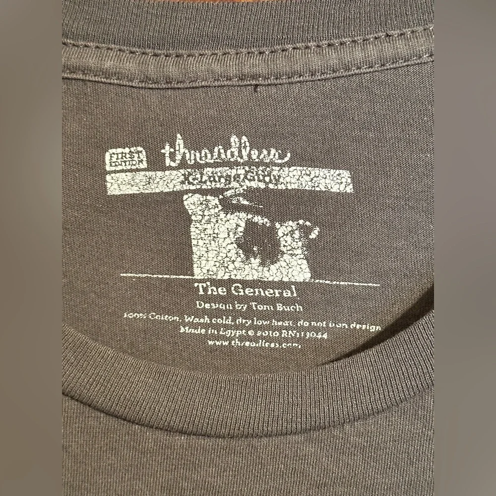 THREADLESS The General POLAR BEAR T Shirt Women Tee DARK GRAY Y2k Girly XL - Picture 3 of 3